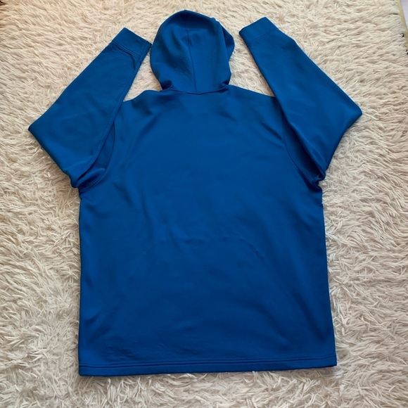 New Balance / Pullover Hoodie - Picture 2 of 9